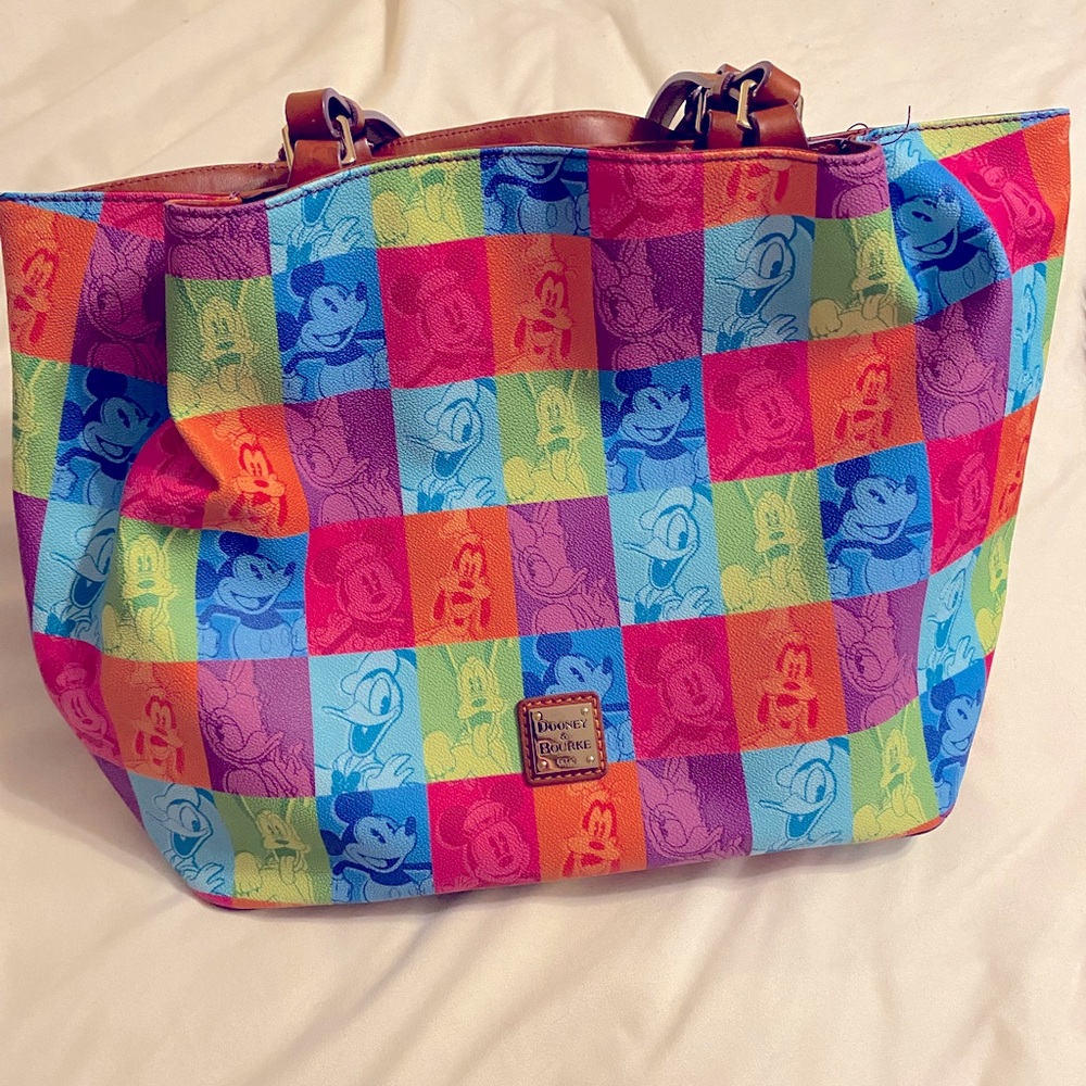 Disney Dooney Art Pop Purse and wallet!
